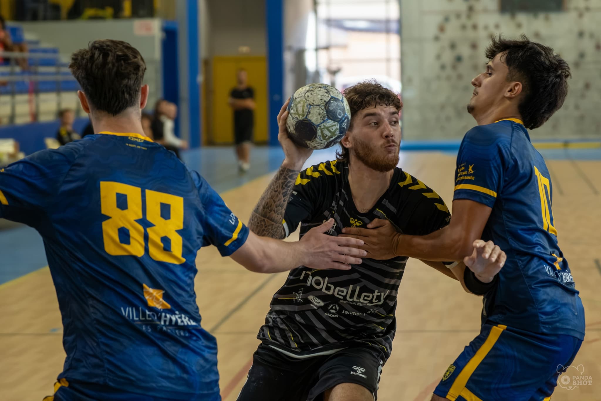 Handball — PandaShot